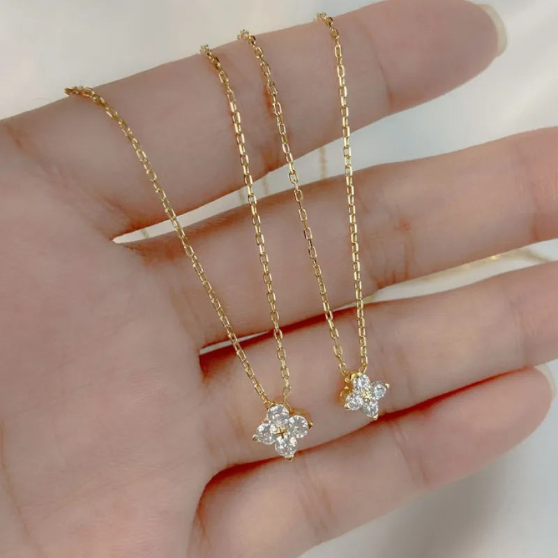 Glimora Lucky Clover Necklace Four Leaf Certified D0.40CT Moissanite Pendant