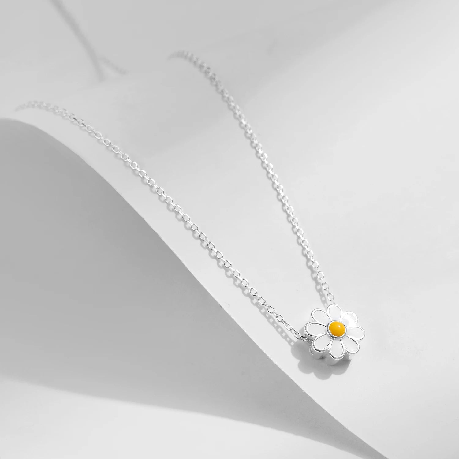 925 Sterling Silver White Enamel Flower Pendant Necklace Charm Daisy